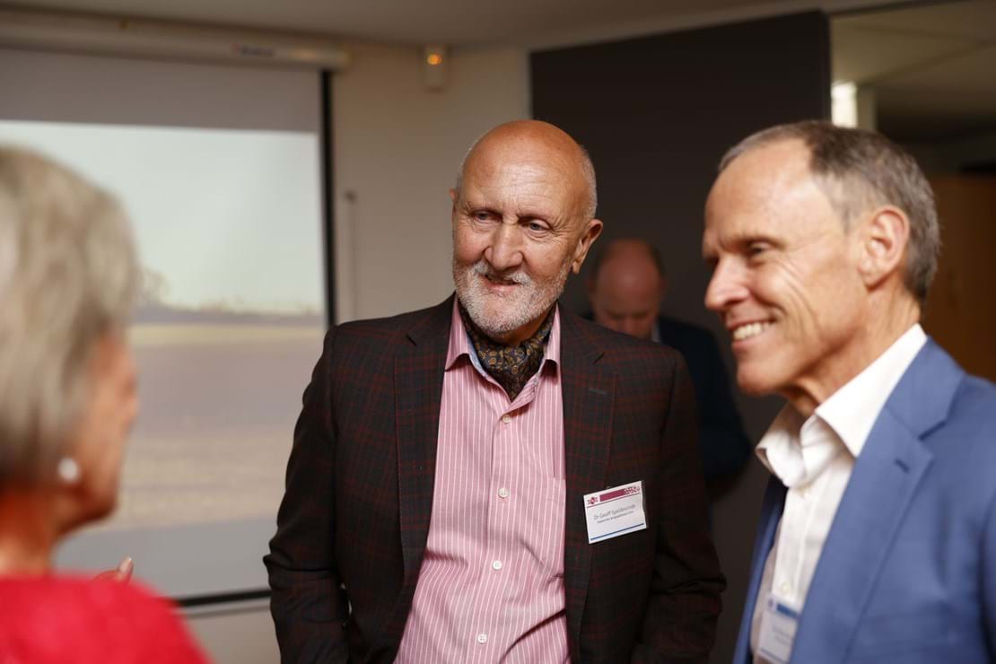 Dr Geoff Speldewindeand Painaustralia Board Director Dr Chris Hayes