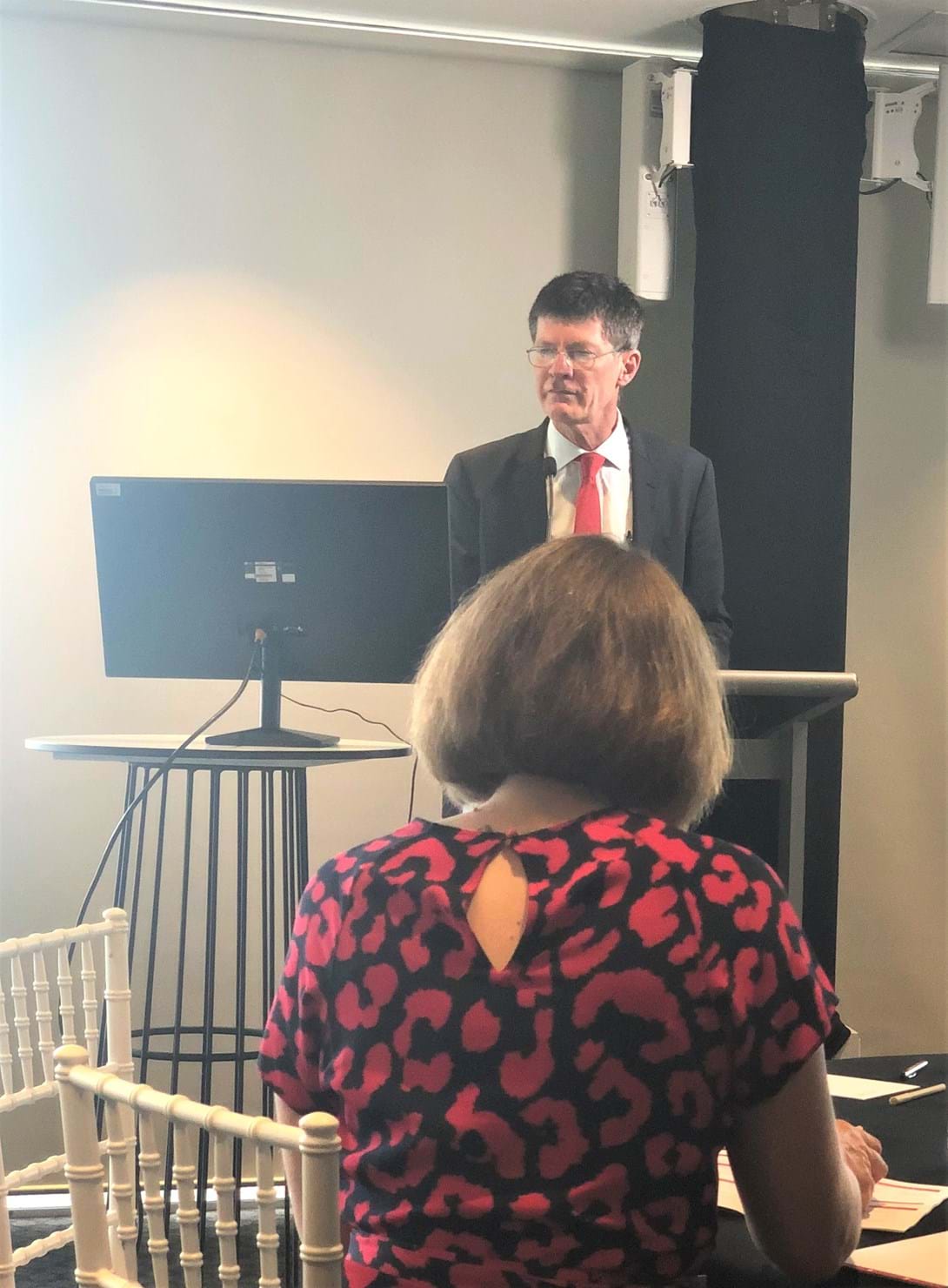 Painaustralia Board Director, Professor Paul Glare talks at PMRI symposium on Descending the analgesic ladder